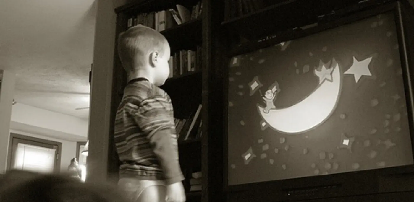 watching_tv